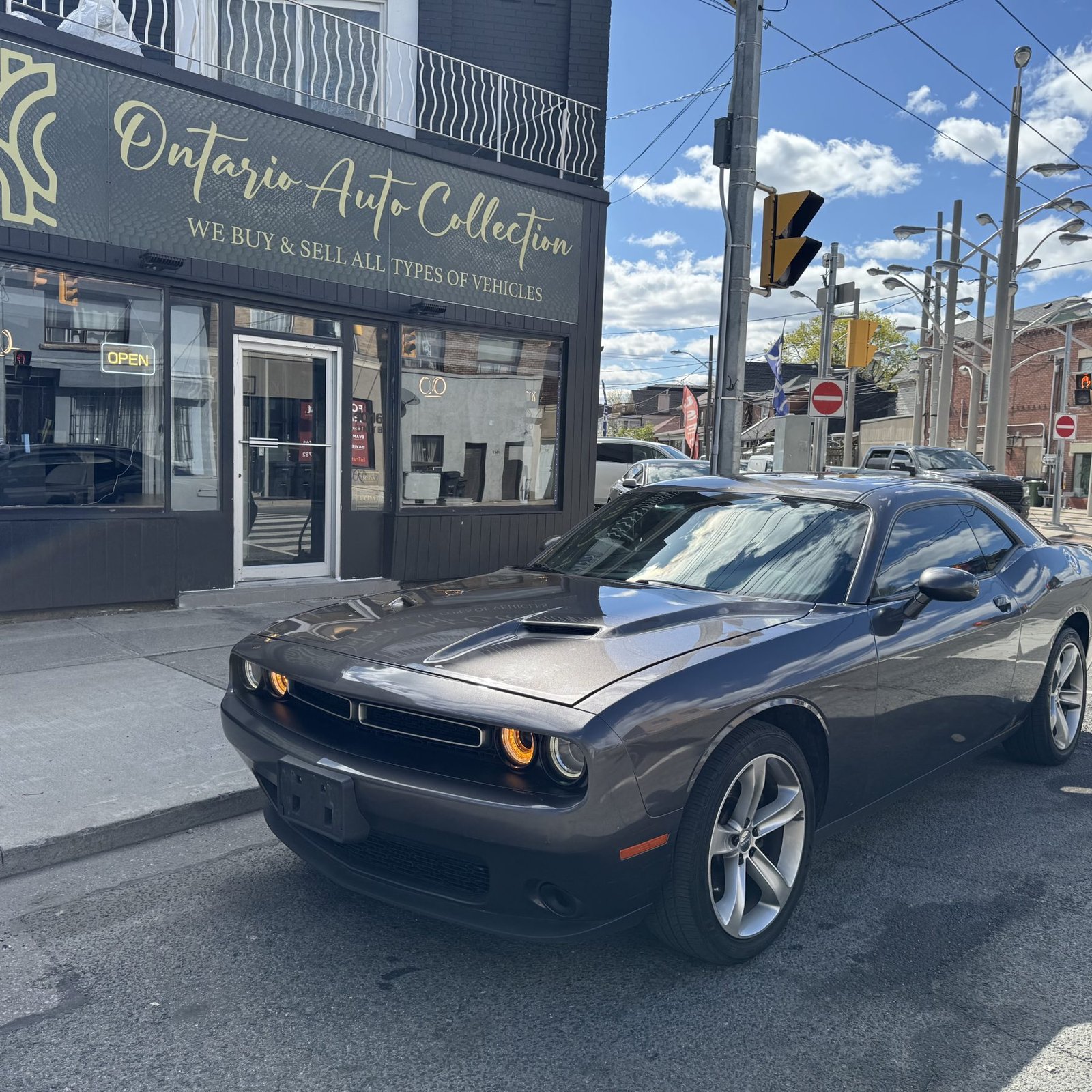 2015 DODGE CHALLENGER !!! SXT !!! ONE OWNER !!! LOADED !!! RWD !