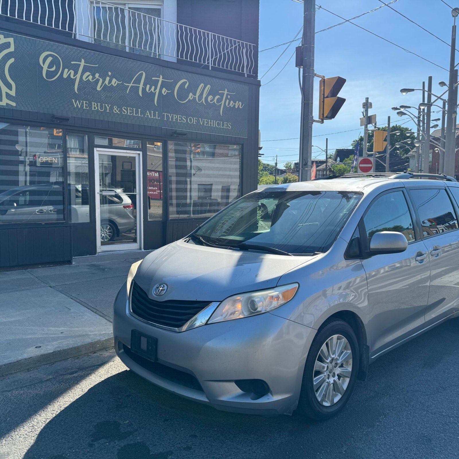 2013 TOYOTA SIENNA !!! LE !!! AWD !! ONE OWNER !! NO ACCIDENTS !