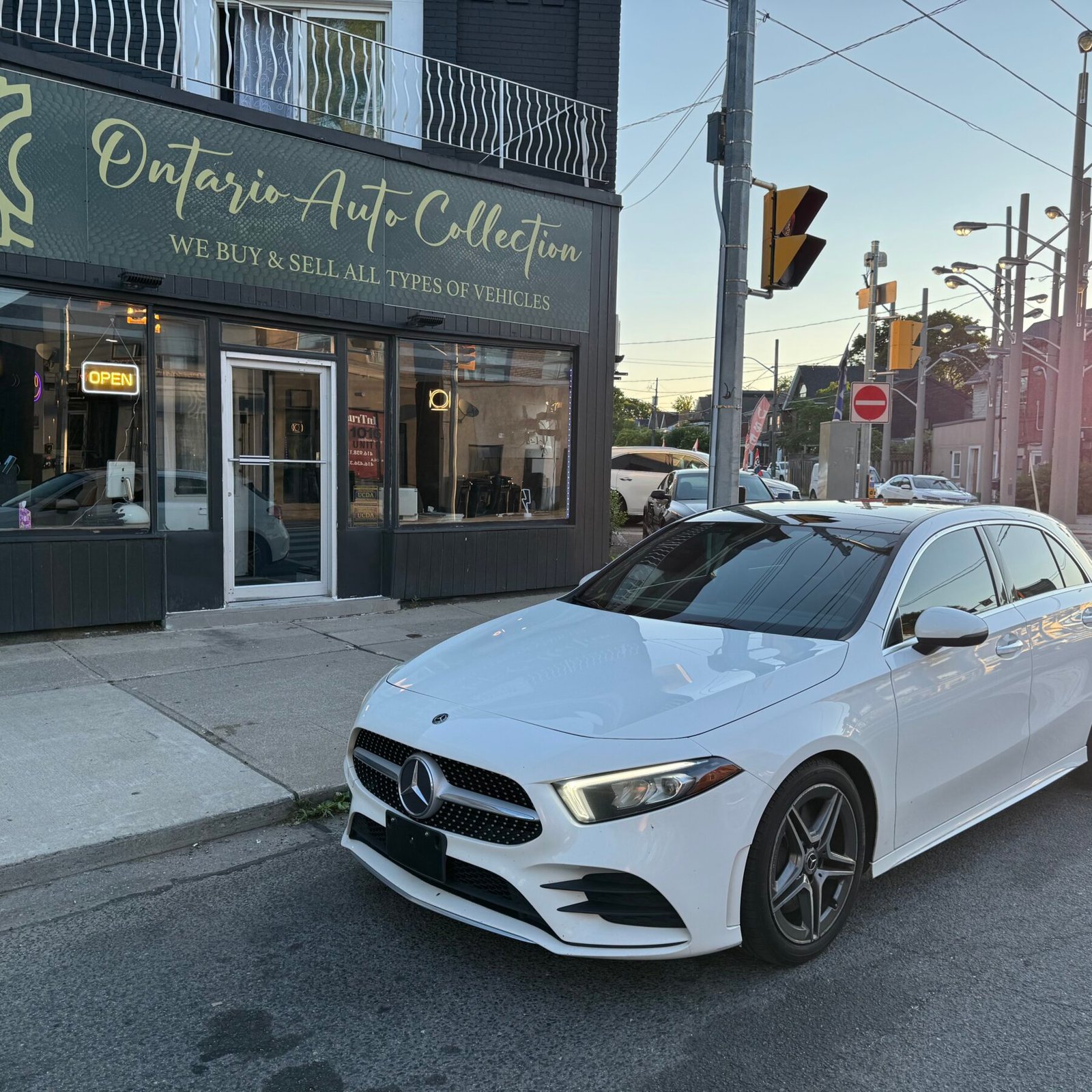 2020 MERCEDES BENZ A250 ! ONE OWNER ! NO ACCIDENTS ! CERTIFIED !
