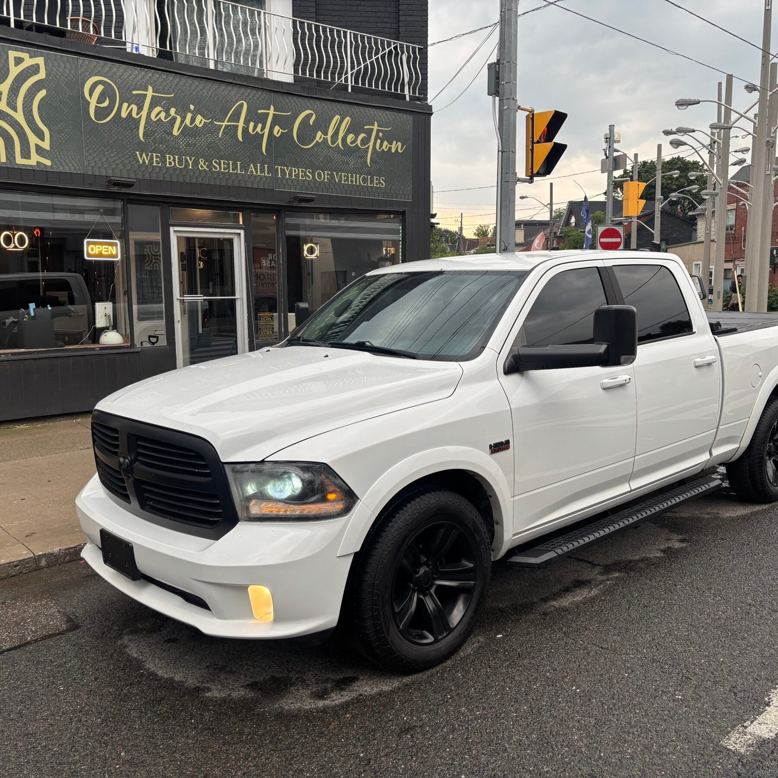 2015 RAM 1500 !!! SPORT !!! 4X4 !!! NO ACCIDENTS !!! LOADED !!!