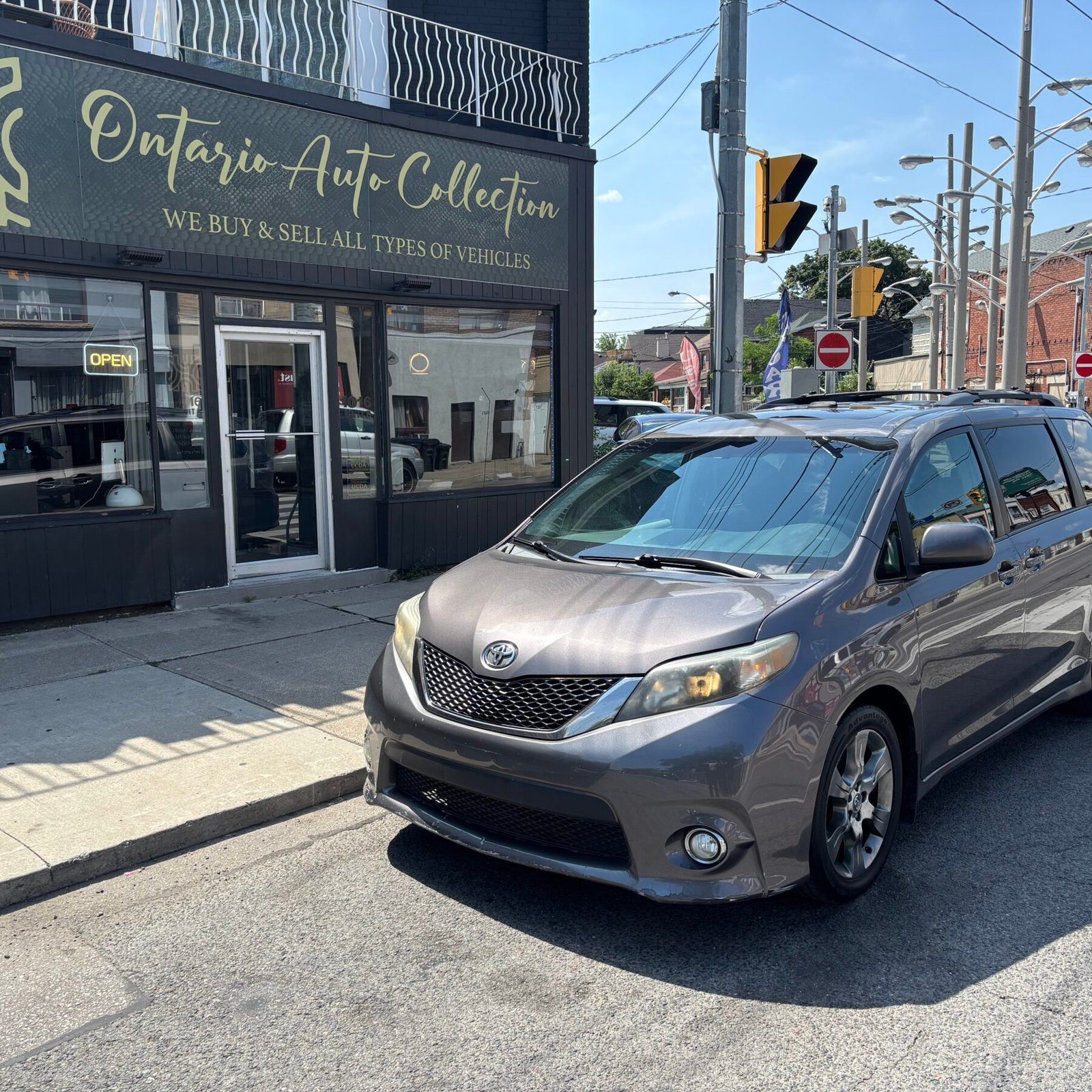 2012 TOYOTA SIENNA SE !!! REAR DVD !!! SUPER CLEAN !!!